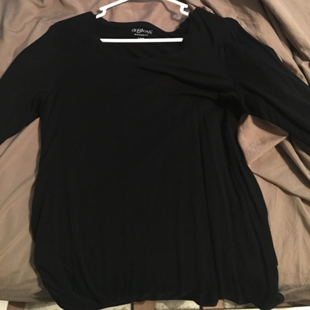 A:Glow Maternity Top